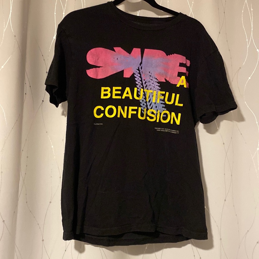 SYRE t-shirt
